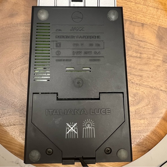 Adjustable (2x) & Extendable (3x) Table/Desk/Bed Reading Light - Picture 8 of 12